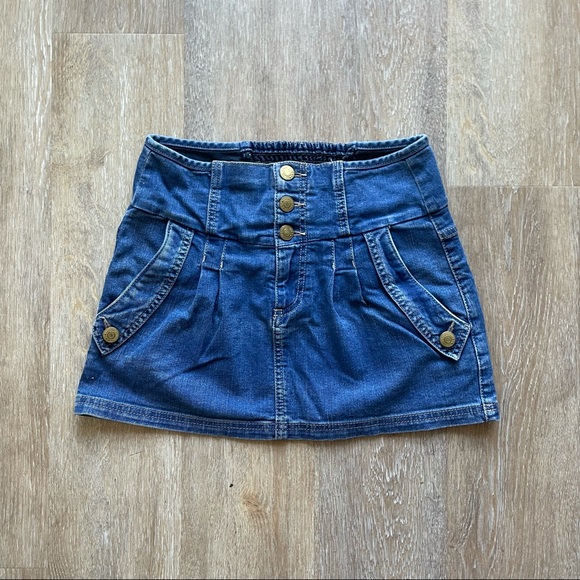 Topshop Petite Denim Pleated Mini Skirt - Picture 2 of 7
